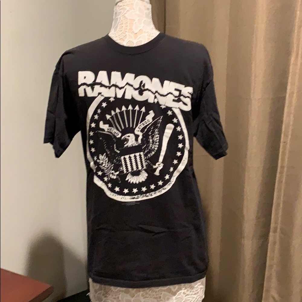 Ramones T-shirt medium